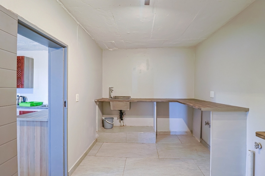 7 Bedroom Property for Sale in Waterkloof A H North West